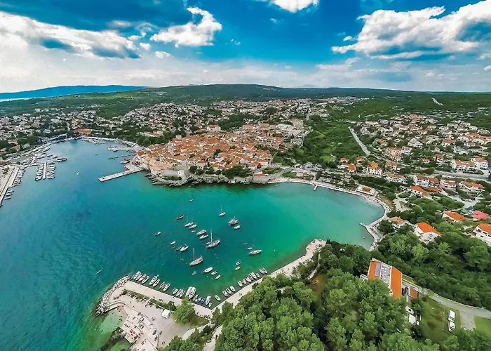 Vakantiehuis Stunning In Svet Vid Dobrinjski