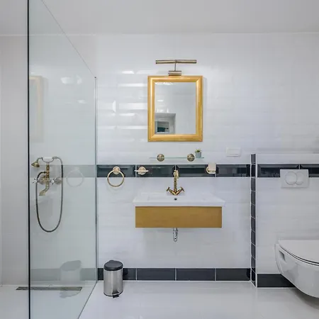 Amazing In Svet Vid Dobrinjski With Jacuzzi *