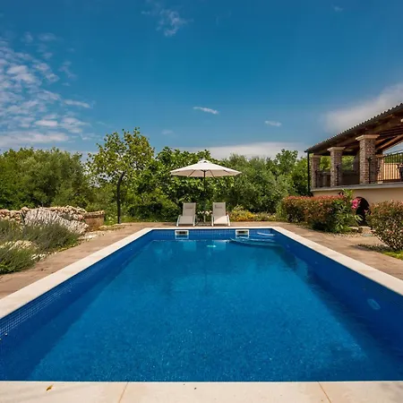 Nyaraló Stunning In Svet Vid Dobrinjski